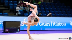 sr q raffaeli sofia ita sfe08705 copia simone ferraro ph